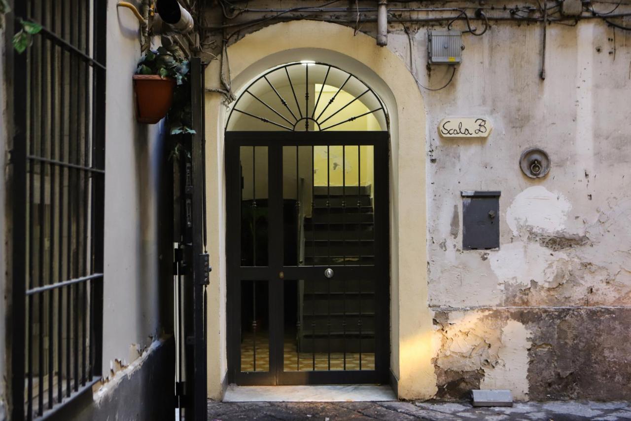 Cozy Apartment In Piazza Cavour By Wonderful Italy Nápoles Exterior foto